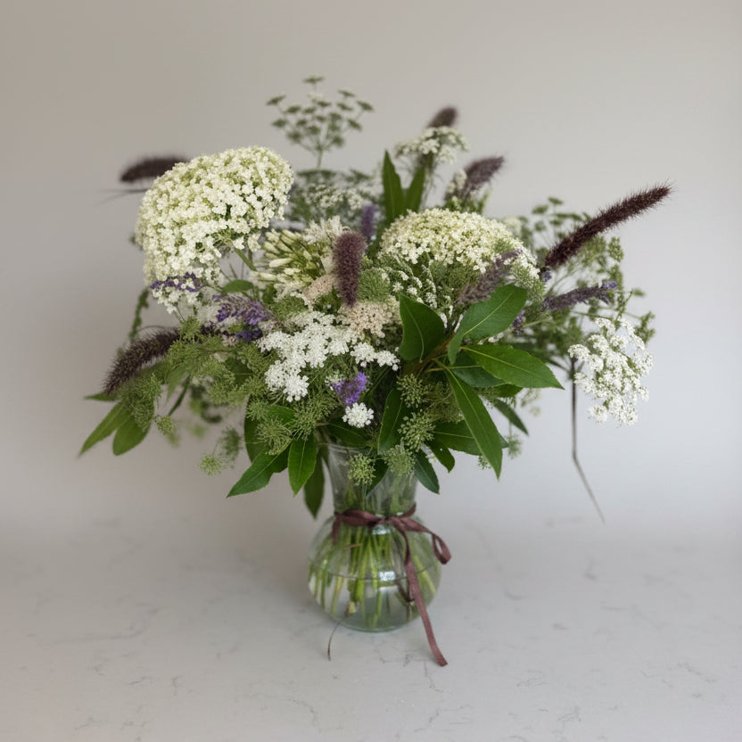 Flowers in a vase - Medium